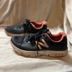 NEW BALANCE SNEAKERS